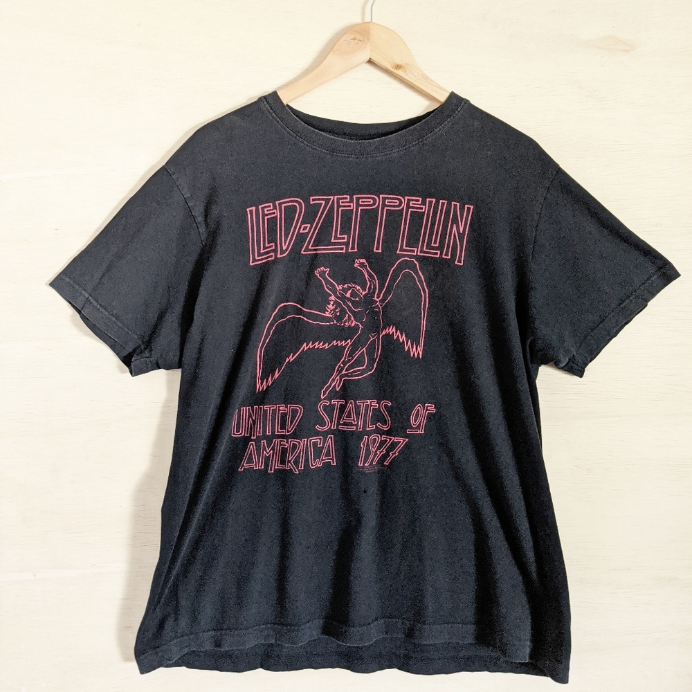 LED ZEPPELIN Distressed Black Red Band Tee 2006